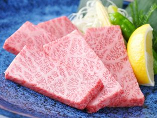 炭火烤肉 雄山 西山町(春日井市民医院前)