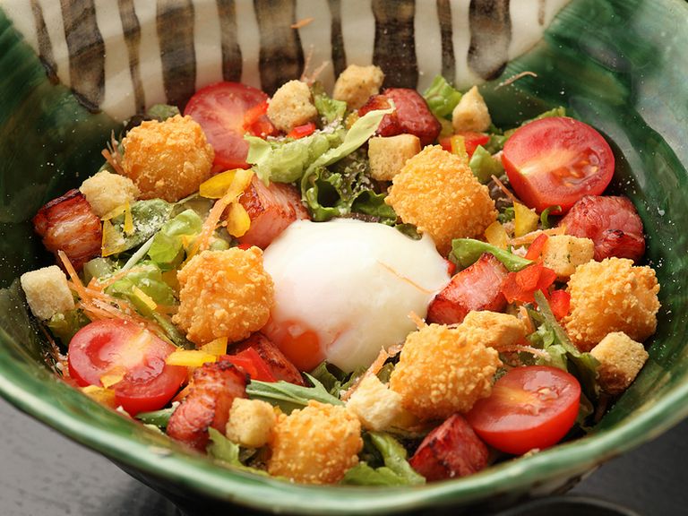 コース料理あります。忘年会や新年会にも