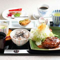 ジューシーな味わいが魅力のハンバーグ定食