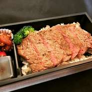 A4~A5ランクの厳選した黒毛和牛を使用した、贅沢なサーロインステーキ重弁当、ヒレステーキ重弁当などを期間限定の特別価格にてテイクアウト販売しております！