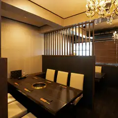 空間でも“上品”を演出