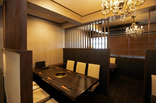 空間でも“上品”を演出