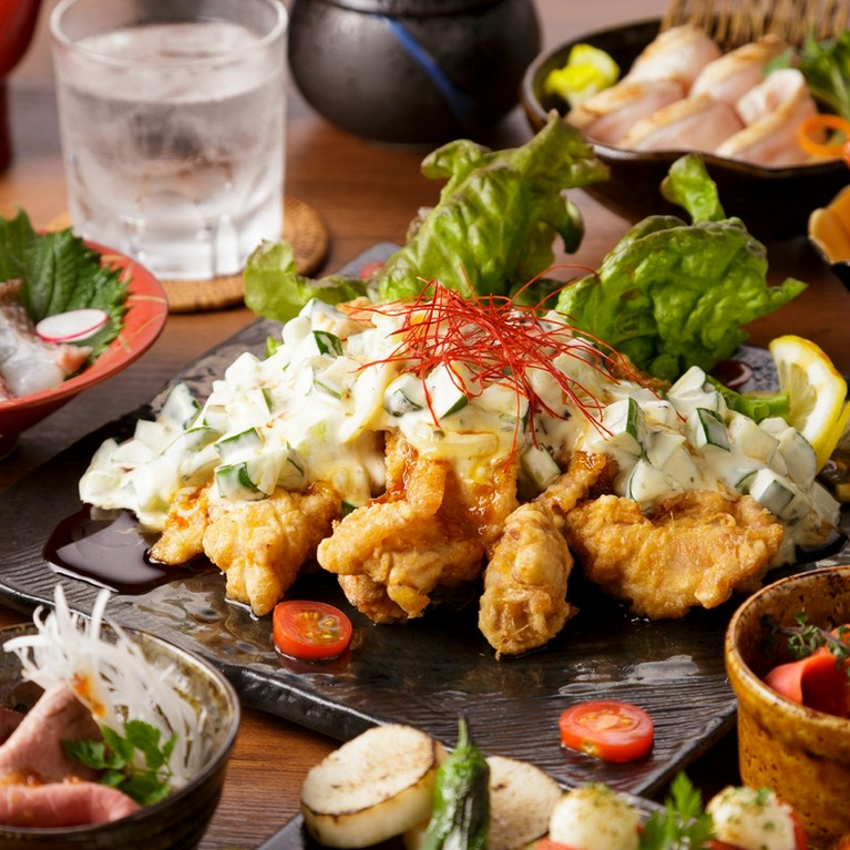 美桜鶏料理をお手軽にお楽しみいただける飲み放題付きのお得なコースです！宴会や歓送迎会にも人気のプラン