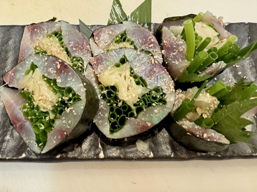 アジのガリ巻き