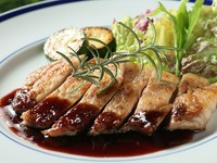 当店イチオシ！　ボリュームのあるお食事と2時間の飲み放題付き　5500円（税込）