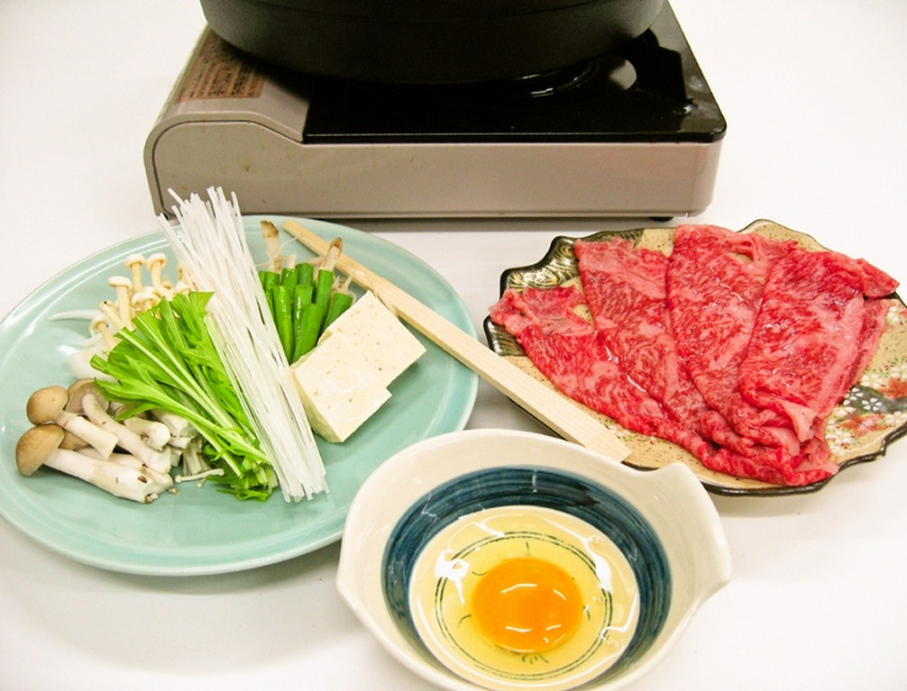 ぜいたくな美味しさ『すき焼き（黒毛和牛ロース100g）』