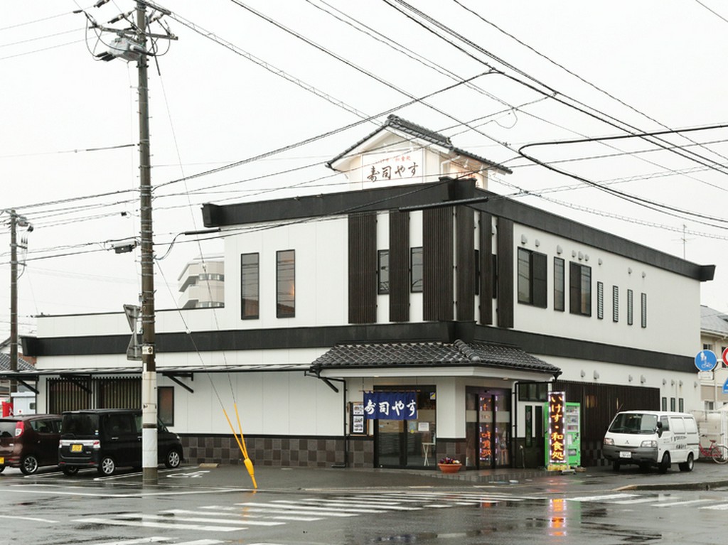 落ち着いた空間で逸品を楽しめる【寿司やす】へようこそ