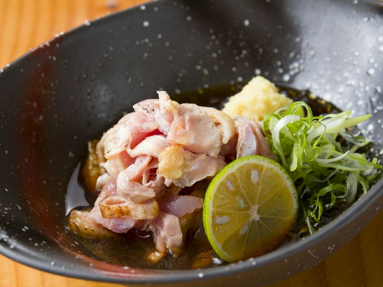 『骨付鳥』以外にも自慢の鳥肉料理が多数あります