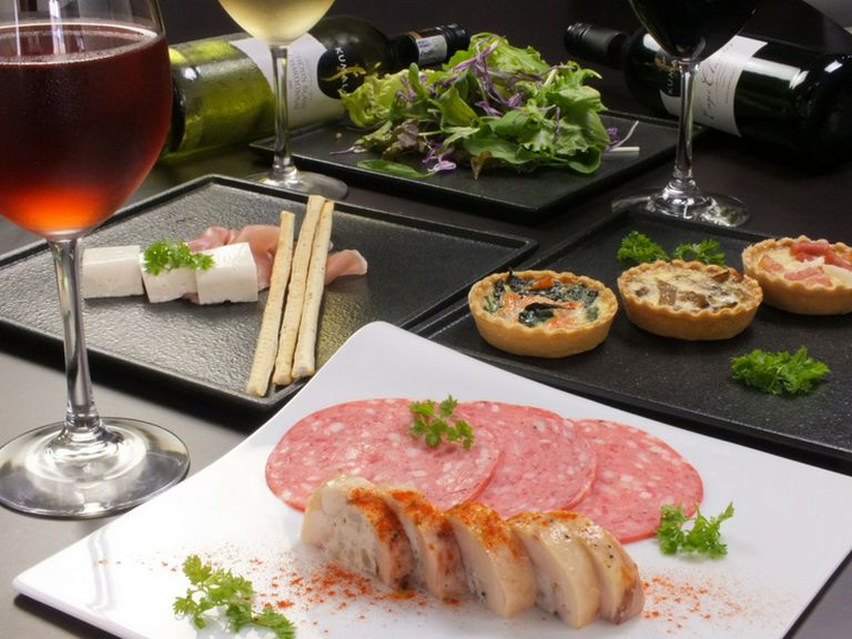 ワインもすすむA・DAY特製イタリアンで楽しく女子会