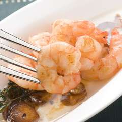 小エビのプリプリした食感が癖になる『ガンバスデルアヒーリョ』