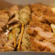 つくね・もも・ねぎま各２本 ＋ 鶏のからあげ