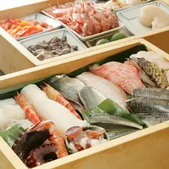 【すし処　椛】は、天然物の食材にこだわっています