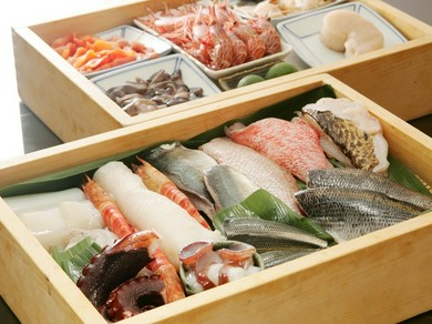 【すし処　椛】は、天然物の食材にこだわっています