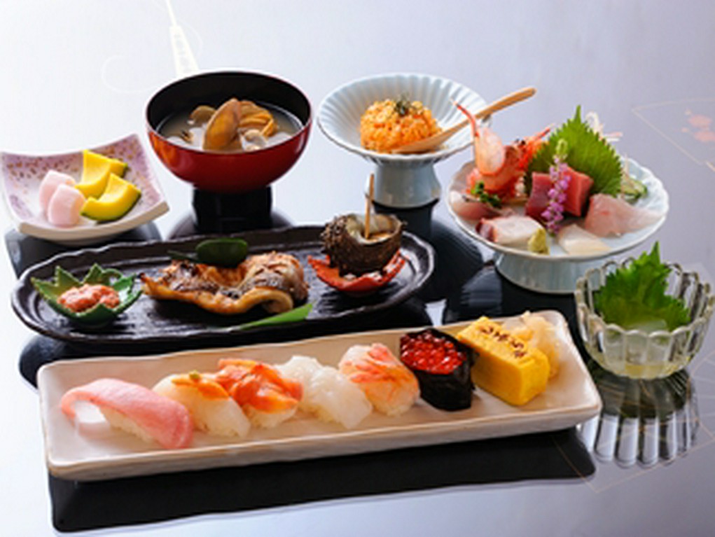 【すし処　椛】の料理を堪能するならコース料理がおすすめ