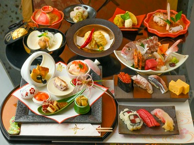 【すし処　椛】の、その日の味を満喫するなら『コース料理』