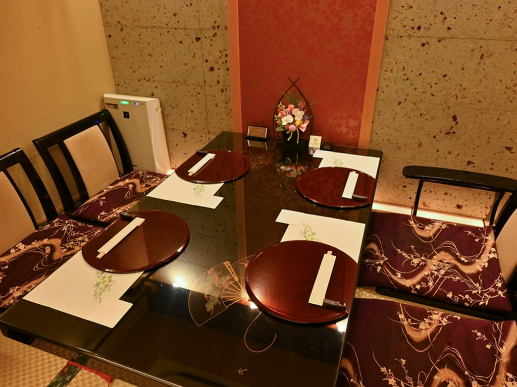 大切な人との距離を近づける、個室も用意しています