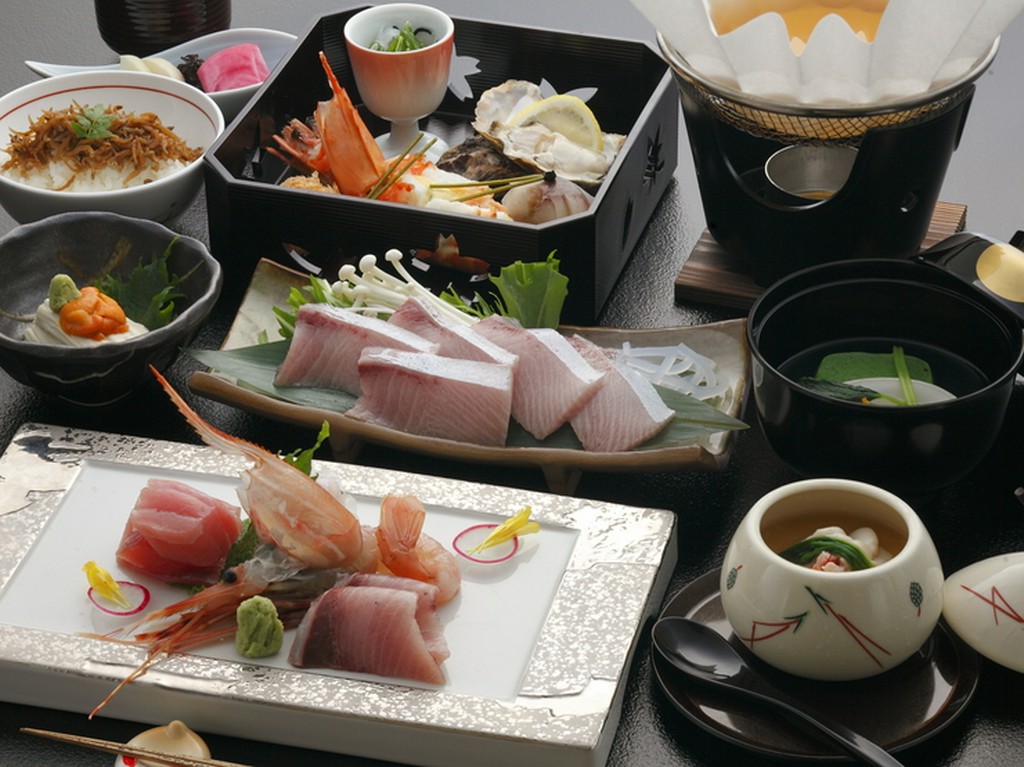 ■和食料理人歴20年以上の店主がつくる料理