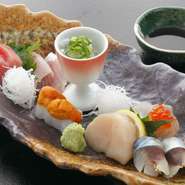 新鮮な魚介をお楽しみください。魚は仕入れによって変わります。