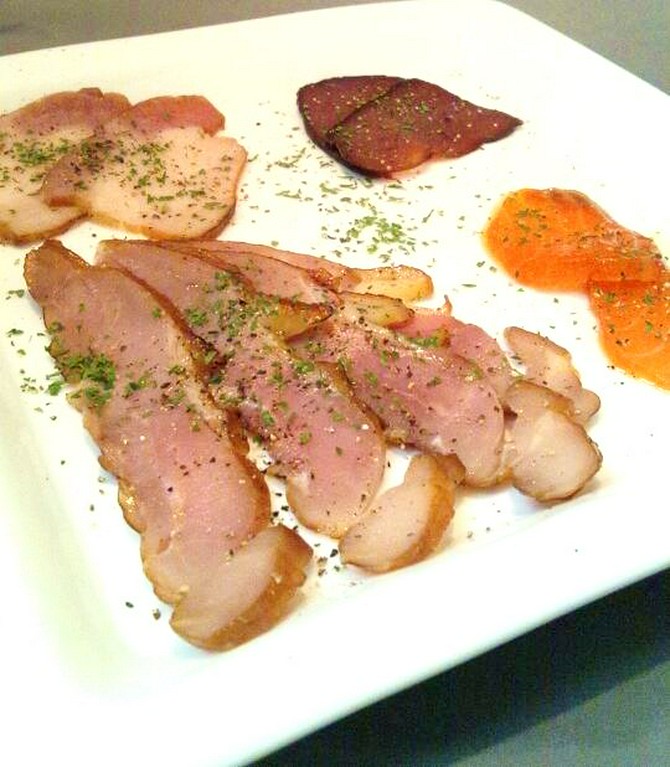 自家製　燻製の盛り合わせ