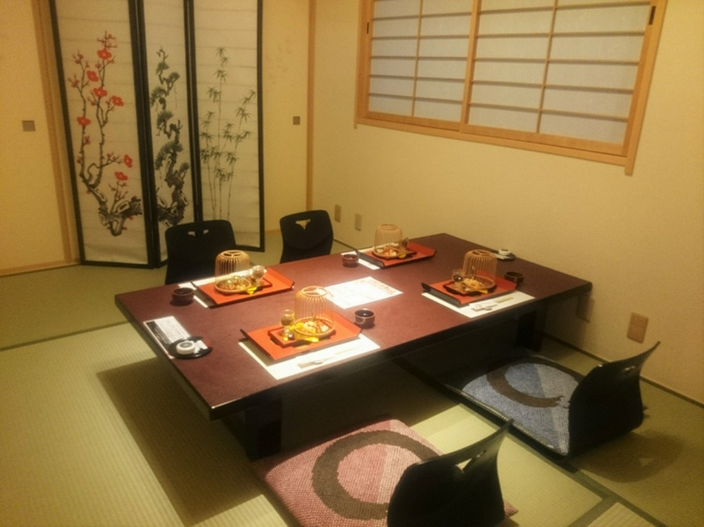 職人が彩る旬の魚・食材を使用した和のこだわり会席！　ご注文を頂いてから、料理長が献立を考えます。