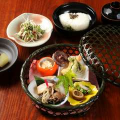 竹かご弁当