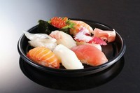 6貫

仕入れ状況により、ネタは不定