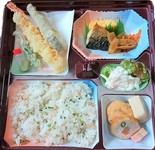 ご用途、行事などにあわせて
お作りいたします。
3日前までに要ご予約
別途、消費税8%が必要です。
※1080円~5400円くらいまで
ご予算、ご用途、など色々ご相談のうえ
お作りします。