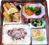 ご用途、行事などにあわせて
お作りいたします。
3日前までに要ご予約
別途、消費税8%が必要です。
※1080円~5400円くらいまで
ご予算、ご用途、など色々ご相談のうえ
お作りします。