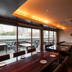 心地良いロケーションで自慢の料理を満喫！　