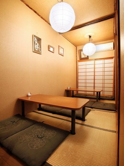 お座敷でくつろぎのひとときを