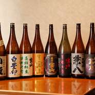 焼酎も魚料理に合うものを店主が厳選。選ぶのに迷ったら、お気軽にお声がけください。