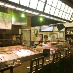 カウンター席もご用意がありますので、お一人様でも大歓迎です