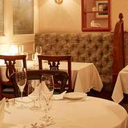 前菜5種の盛り合わせ
本日の温前菜
パスタをお選びください。
メインをお選びください。
デザート
カフェ