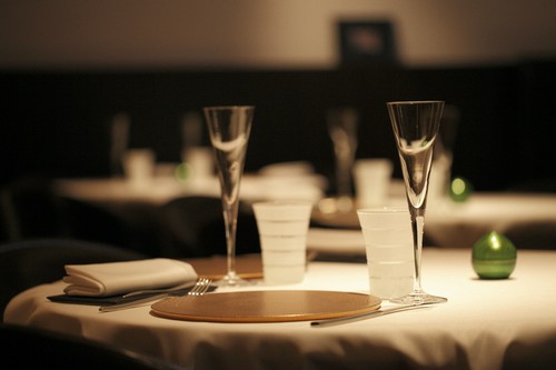 器はカマチ陶舗を使用しています