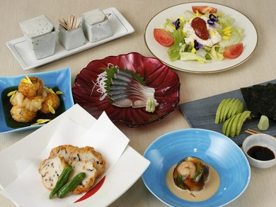華やかなお料理で楽しい女子会はいかがでしょうか！
