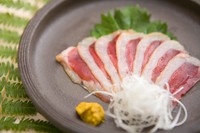 繊細な塩加減にほんのりと薫香。