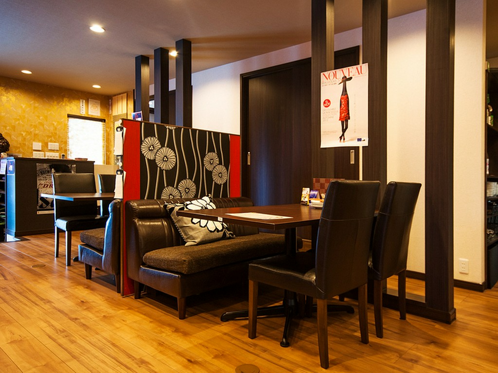 ソファー席もあります