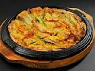 鉄板チヂミ　リピート多し！