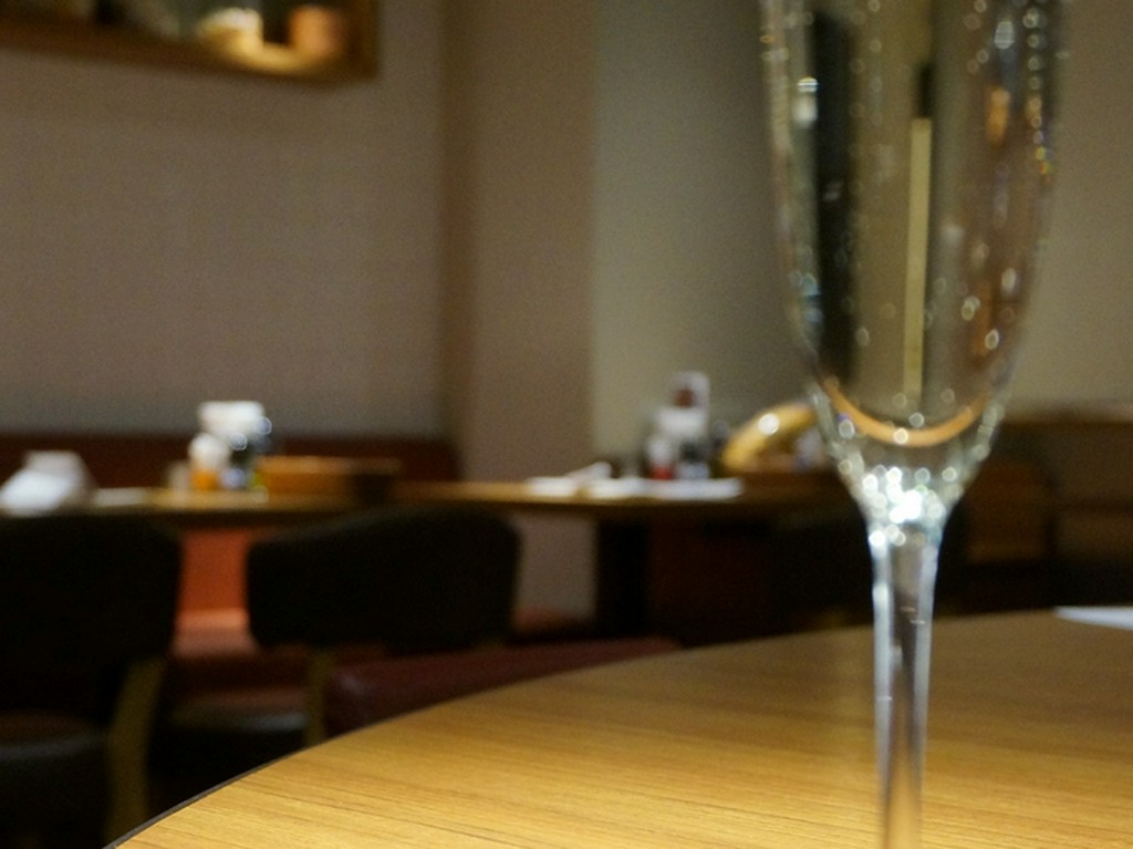 スパークリングワインで乾杯!!