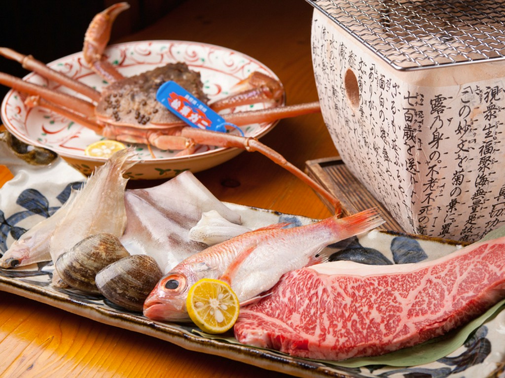 島根ならではの味覚を堪能するなら 『炭火焼』