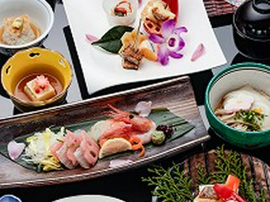 当店イチオシメニュ−　　浄台の蓮5000円