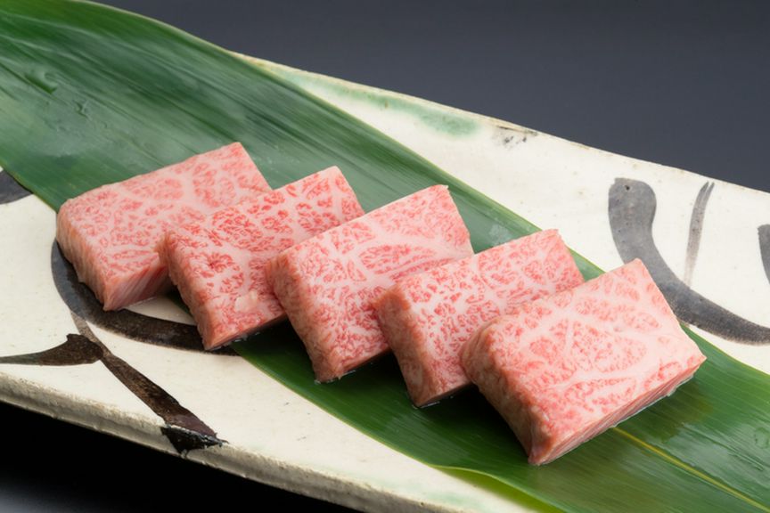 最上級の三枚肉を使用した『特選飛騨牛カルビ』