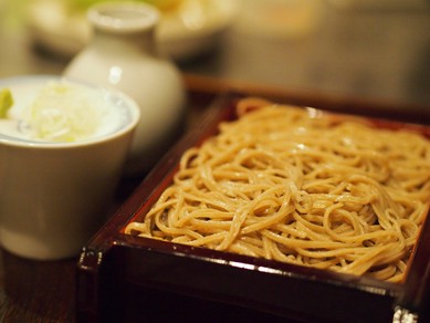 信濃町黒姫産霧下蕎麦のもりそば。