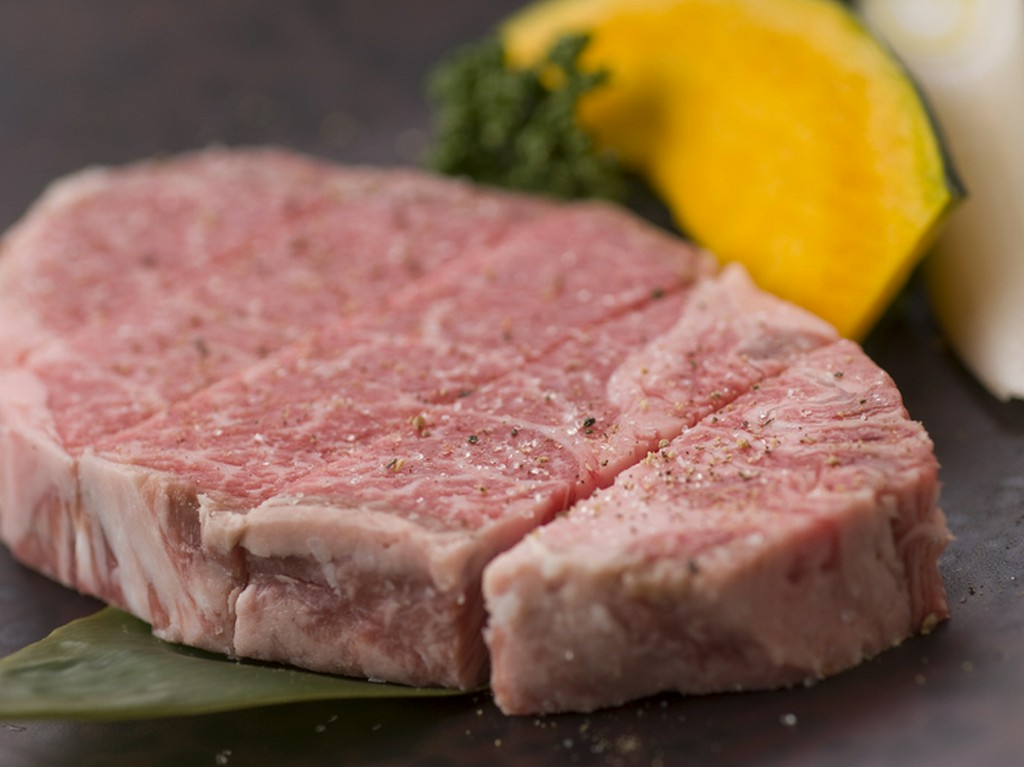 最も柔らかく、上品な味わいの『ヒレ』