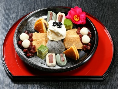 一皿で、何種類ものおいしさが楽しめる『鎌倉贅沢パフェ』