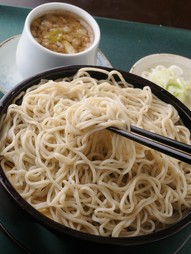 リピーター続出！　奥深い美味しさの『きざみ鴨せいろ』