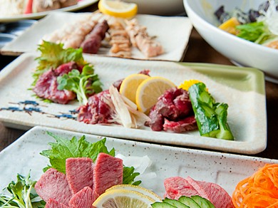 飲み放題90分、料理8品4000円コース！