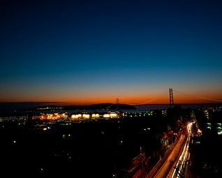 垂水駅すぐ。アウトレット帰りにもお立ち寄りください。