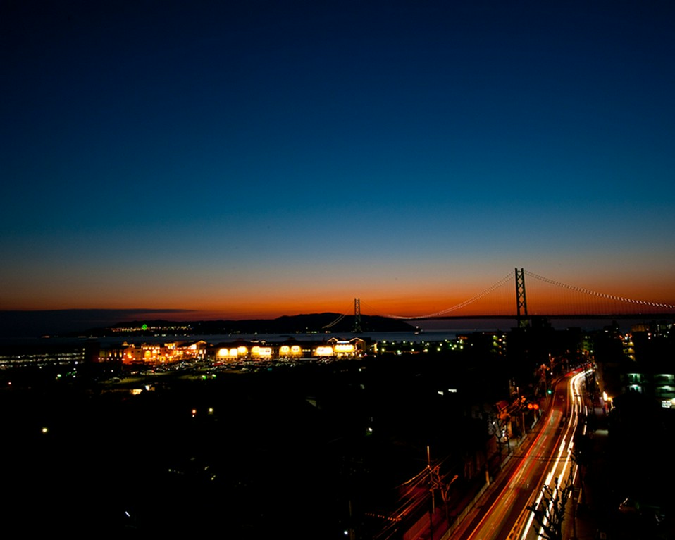 JR、山陽電鉄「垂水駅」から徒歩5分