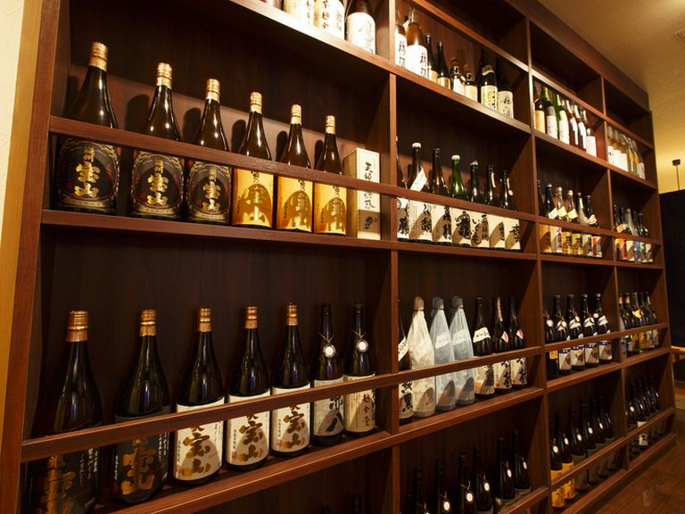 お酒の種類は140種類以上